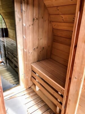 Sauna Extérieur Tonneau Sur Une Remorque (10)